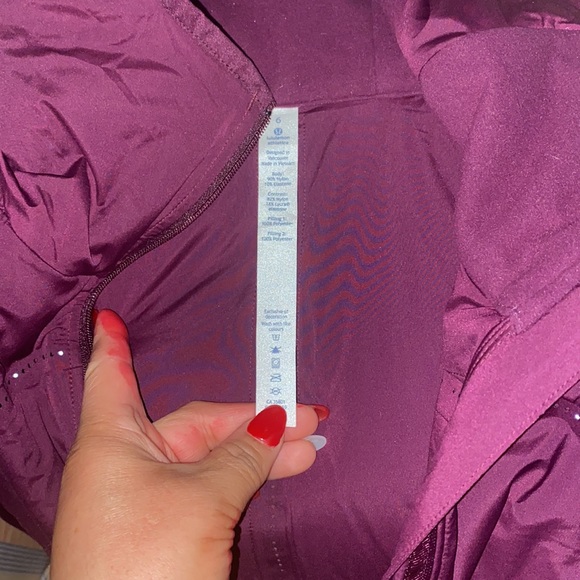 Lululemon sweater never use - Picture 2 of 3